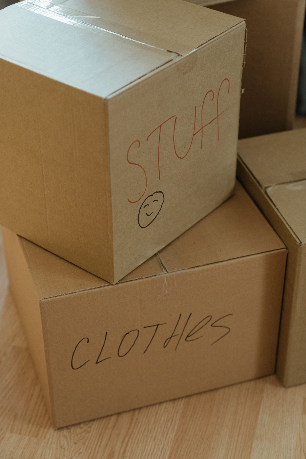 Moving boxes for contents pack-out in Plano, TX