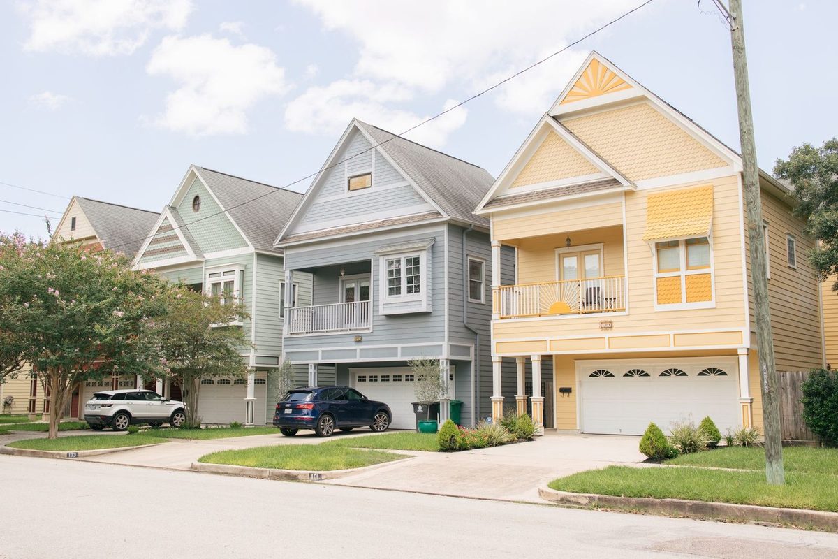Suburban two-story homes in Sachse, TX