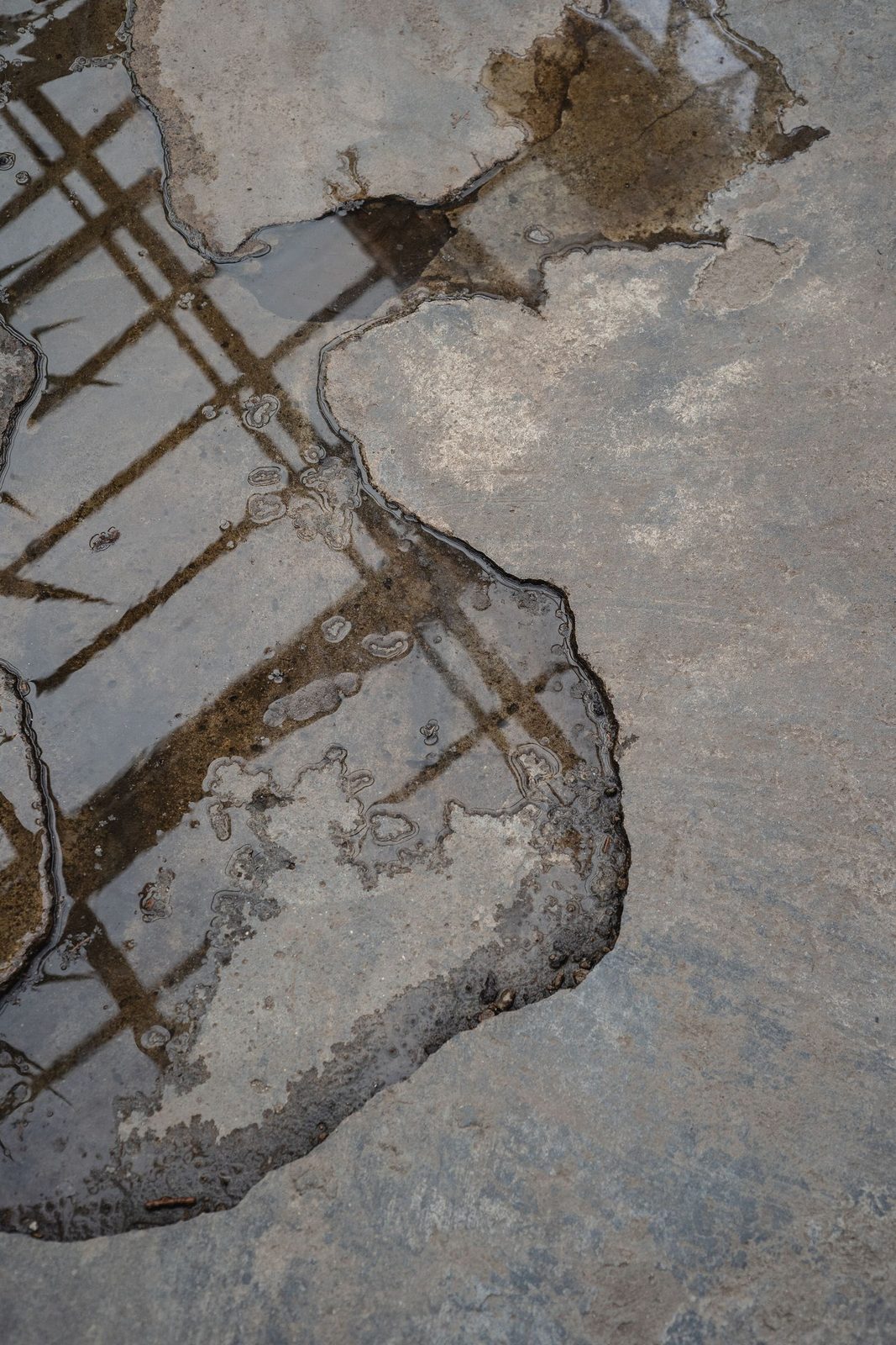 Water pooled on a concrete floor before extraction in Plano, TX